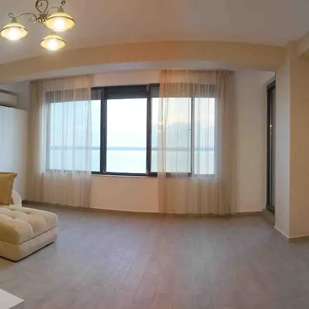 Sophia 2 Mamaia, Cu Piscina Si Catre * Mamaia