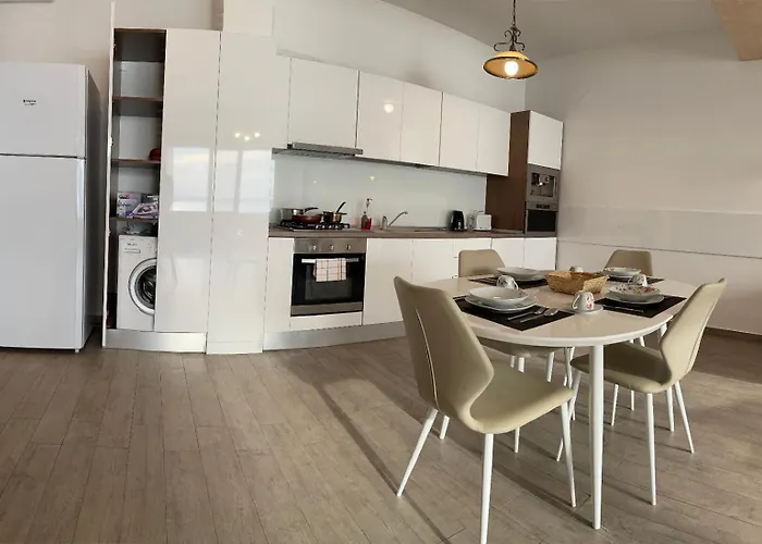 Sophia 2 Mamaia, Cu Piscina Si Catre